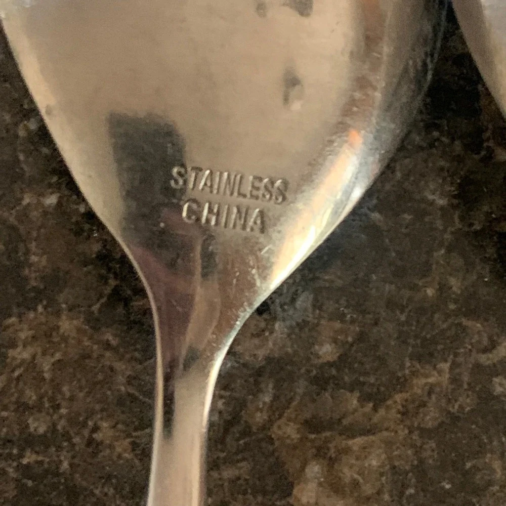 Hampton Silversmiths BISTRO BLACK Large Spoons Serving  or Soup Spoons of 2